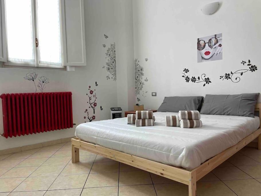 Minimal Loft In Centro A Piacenza Διαμέρισμα Εξωτερικό φωτογραφία